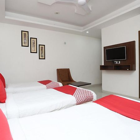 Super Capital O Levanti Near Aravali Biodiversity Park Gurgaon Bagian luar foto
