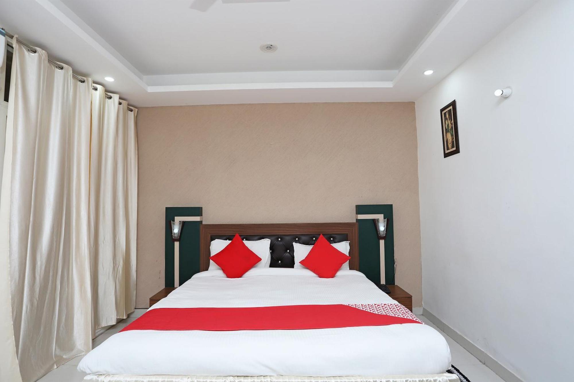 Super Capital O Levanti Near Aravali Biodiversity Park Gurgaon Bagian luar foto