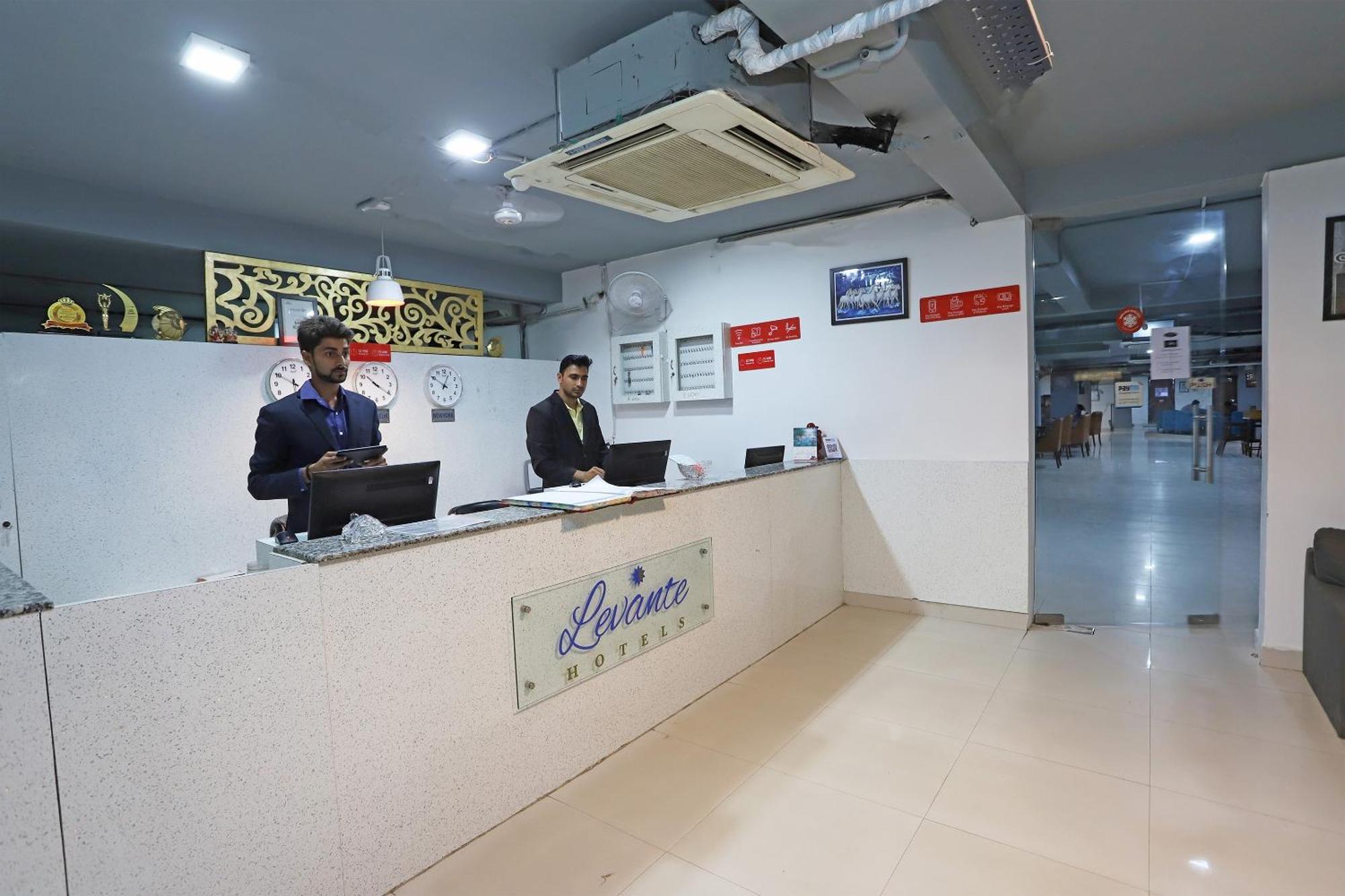 Super Capital O Levanti Near Aravali Biodiversity Park Gurgaon Bagian luar foto