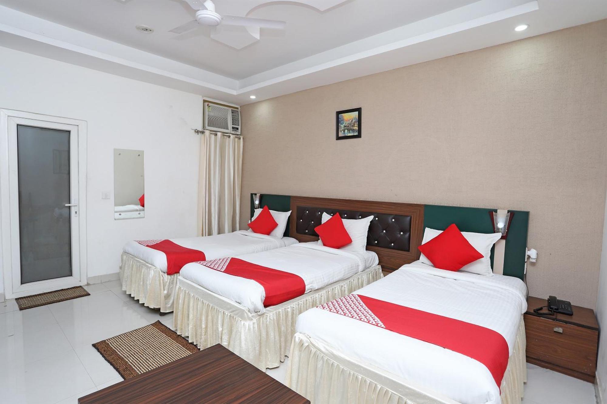 Super Capital O Levanti Near Aravali Biodiversity Park Gurgaon Bagian luar foto