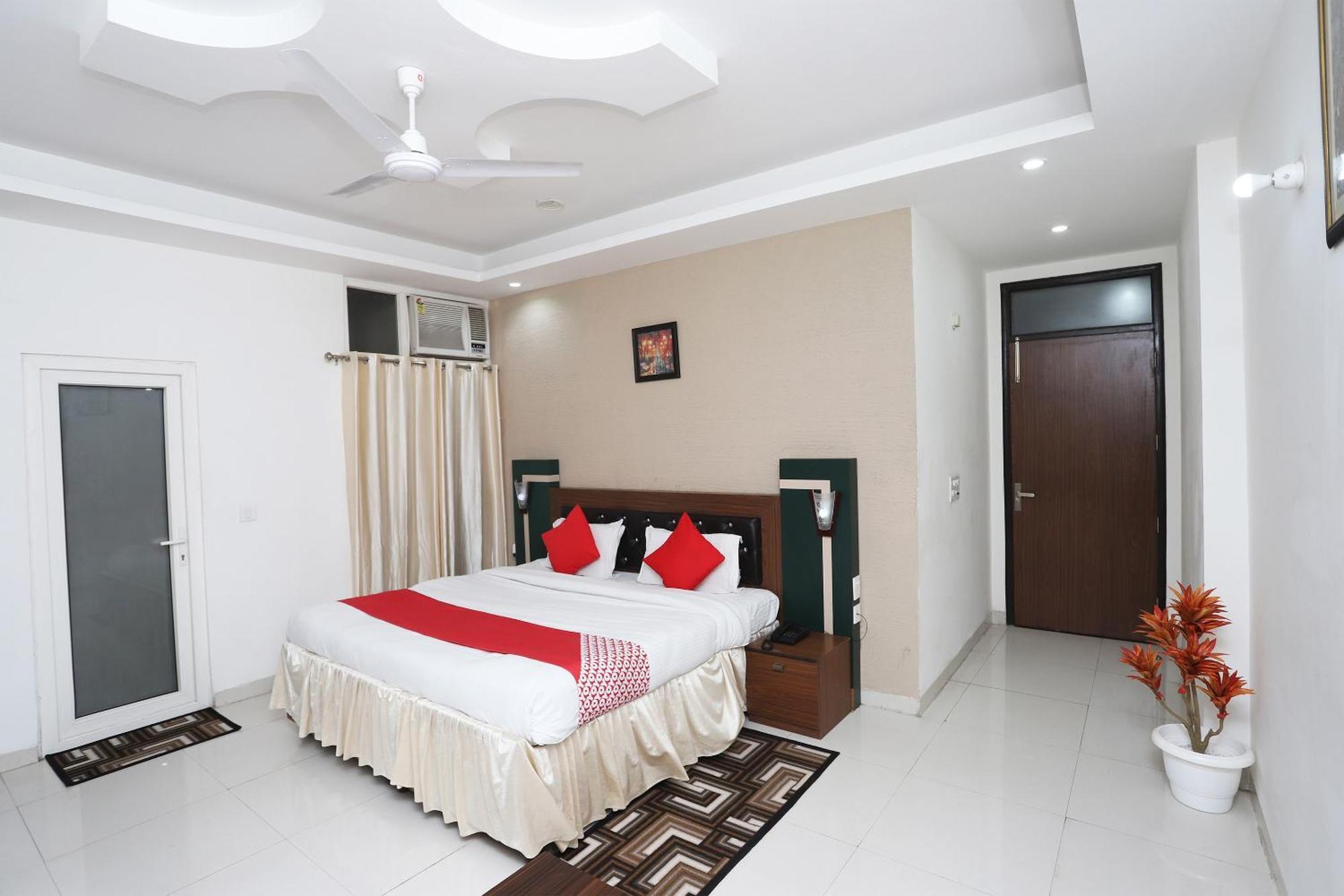 Super Capital O Levanti Near Aravali Biodiversity Park Gurgaon Bagian luar foto